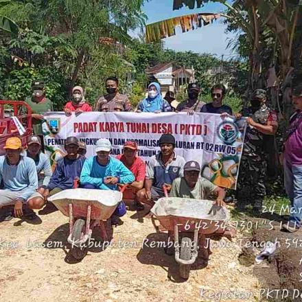 KEGIATAN PKTD KARANGTURI UNTUK NORMALISASI SALURAN